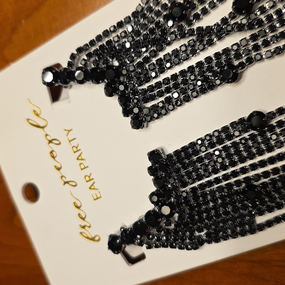 NWT Free People Black Ear Party Earrings - Picture 6 of 9
